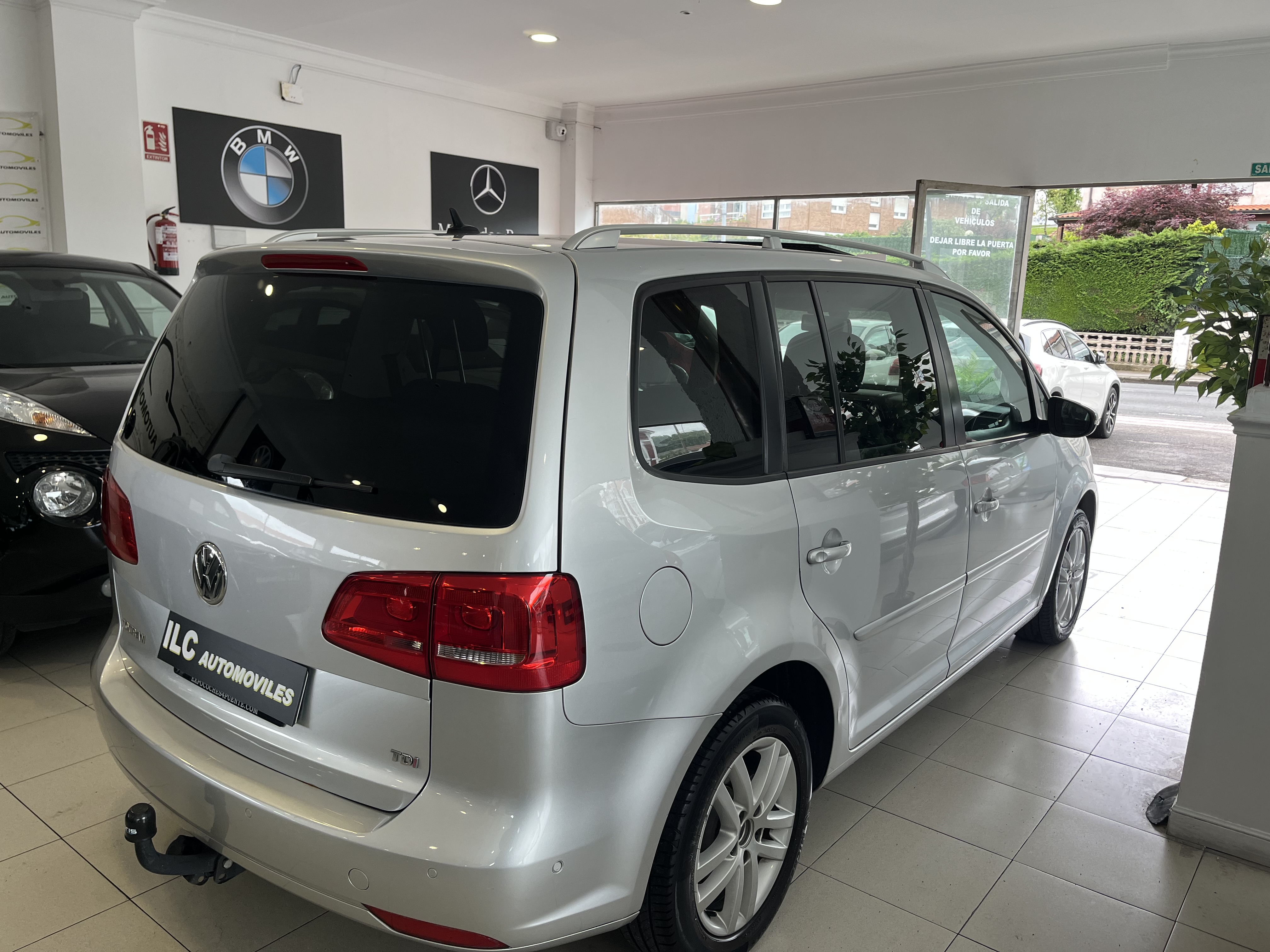 VOLKSWAGEN Touran 1.6tdi