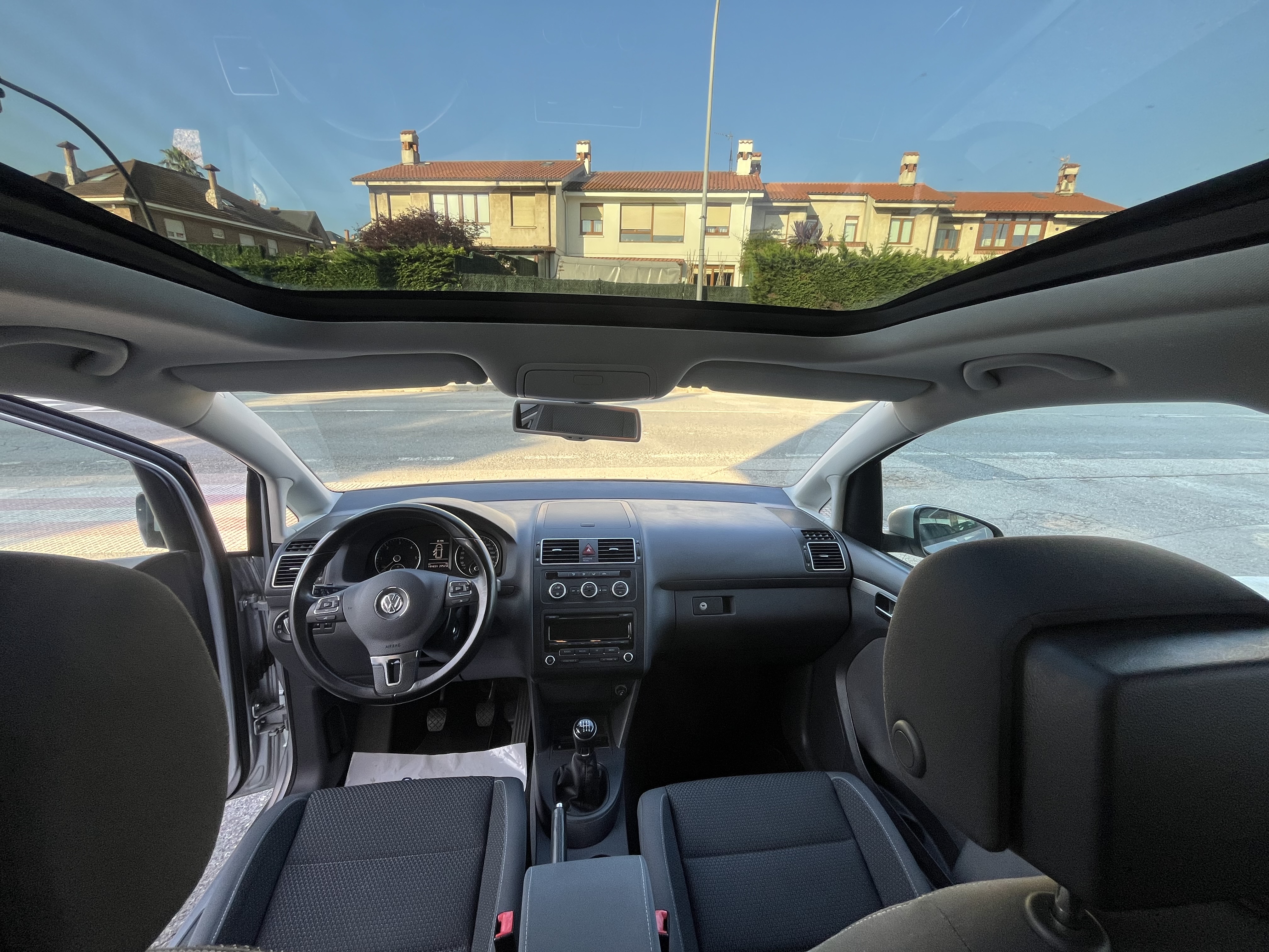VOLKSWAGEN Touran 1.6tdi