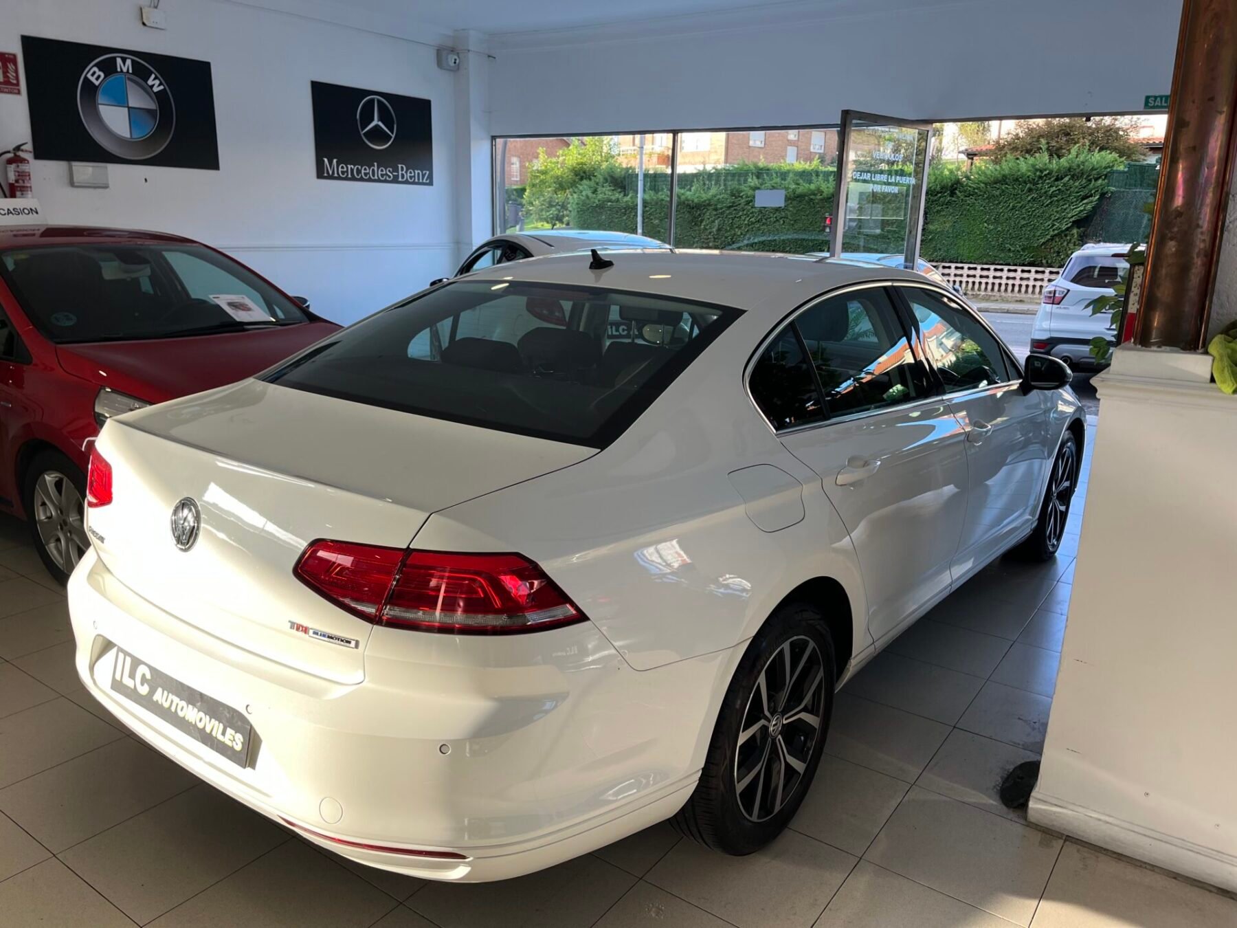 VOLKSWAGEN Passat 1.6tdi