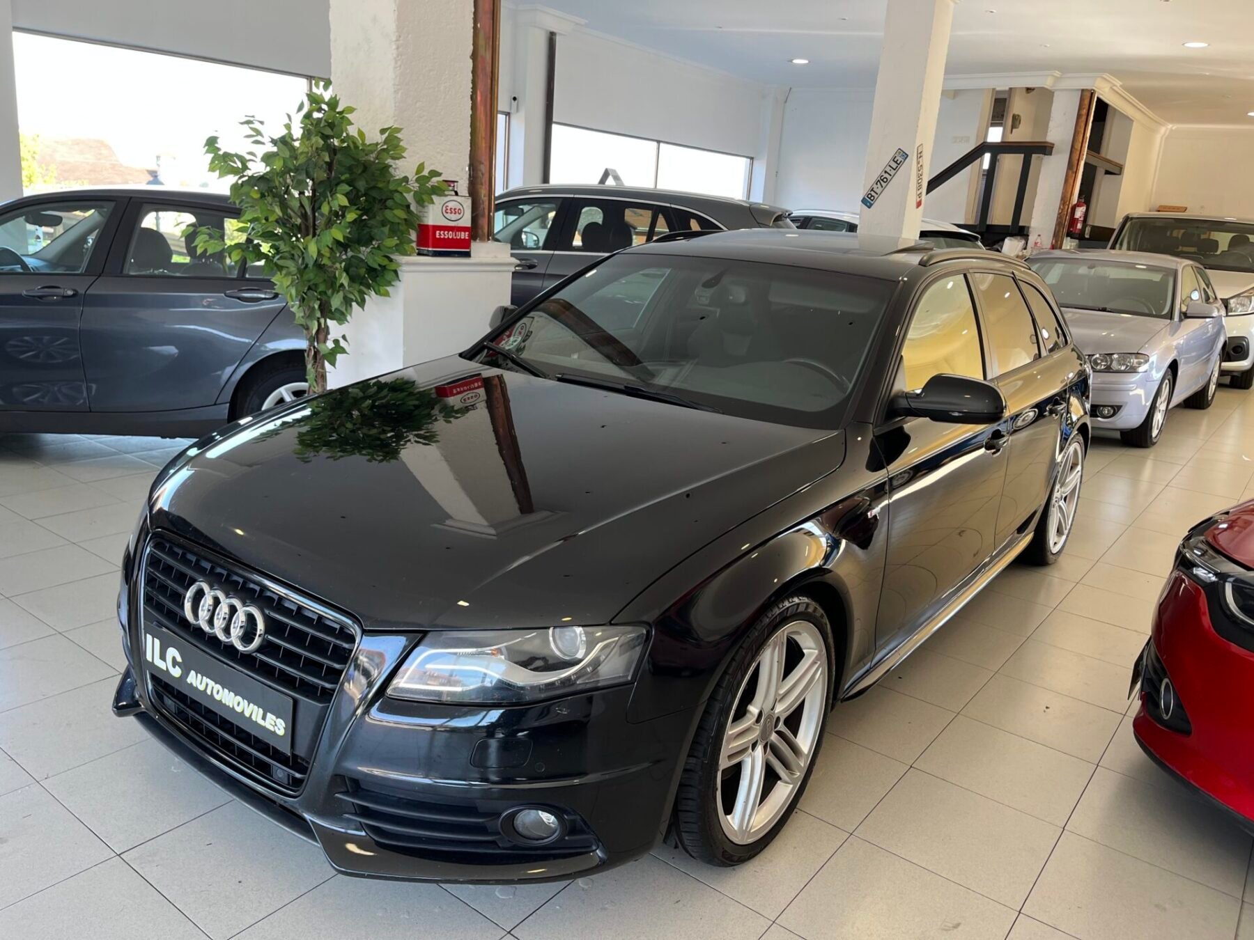 AUDI A4 2.0tdi