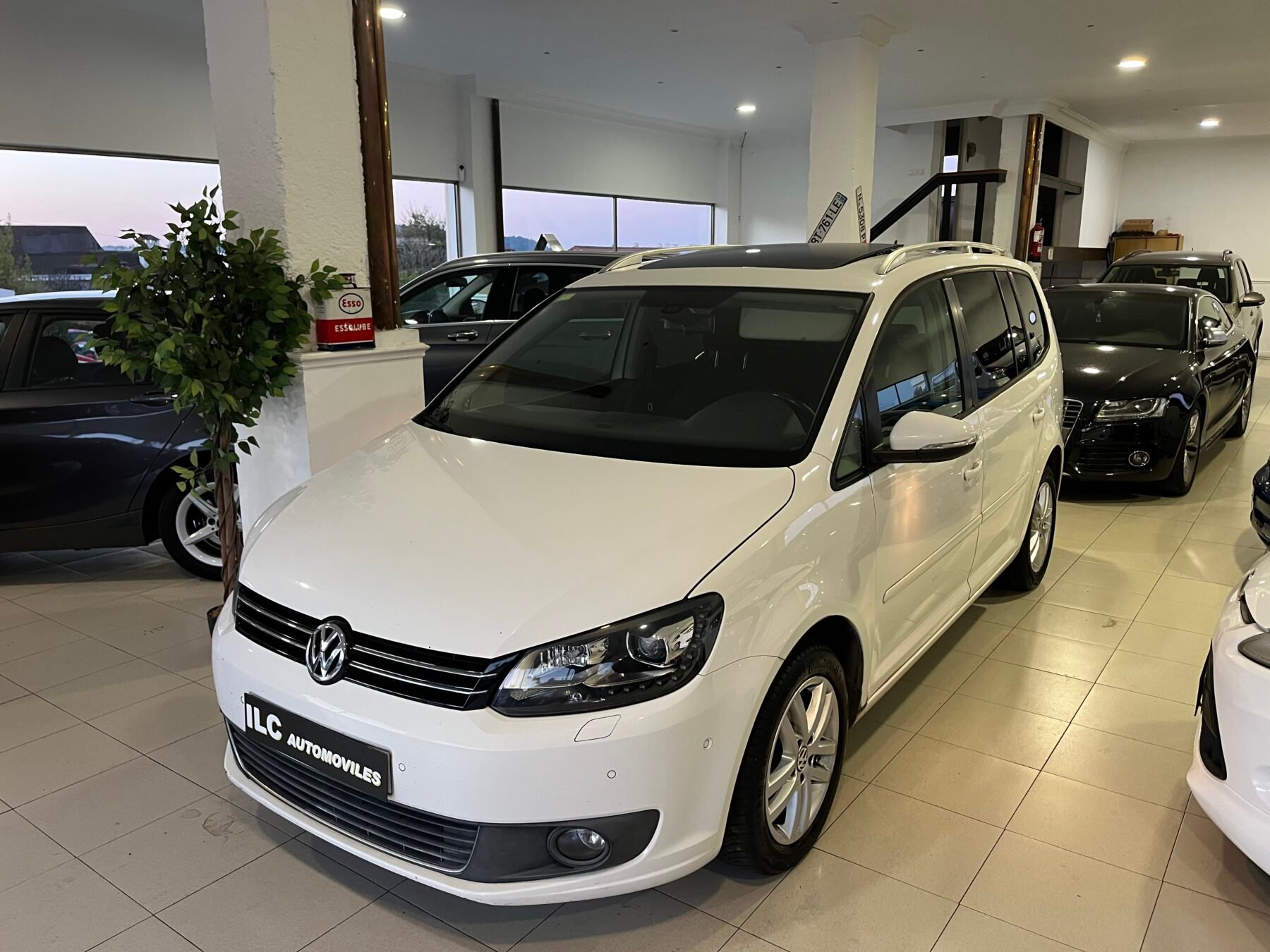 VOLKSWAGEN Touran 1.6tdi