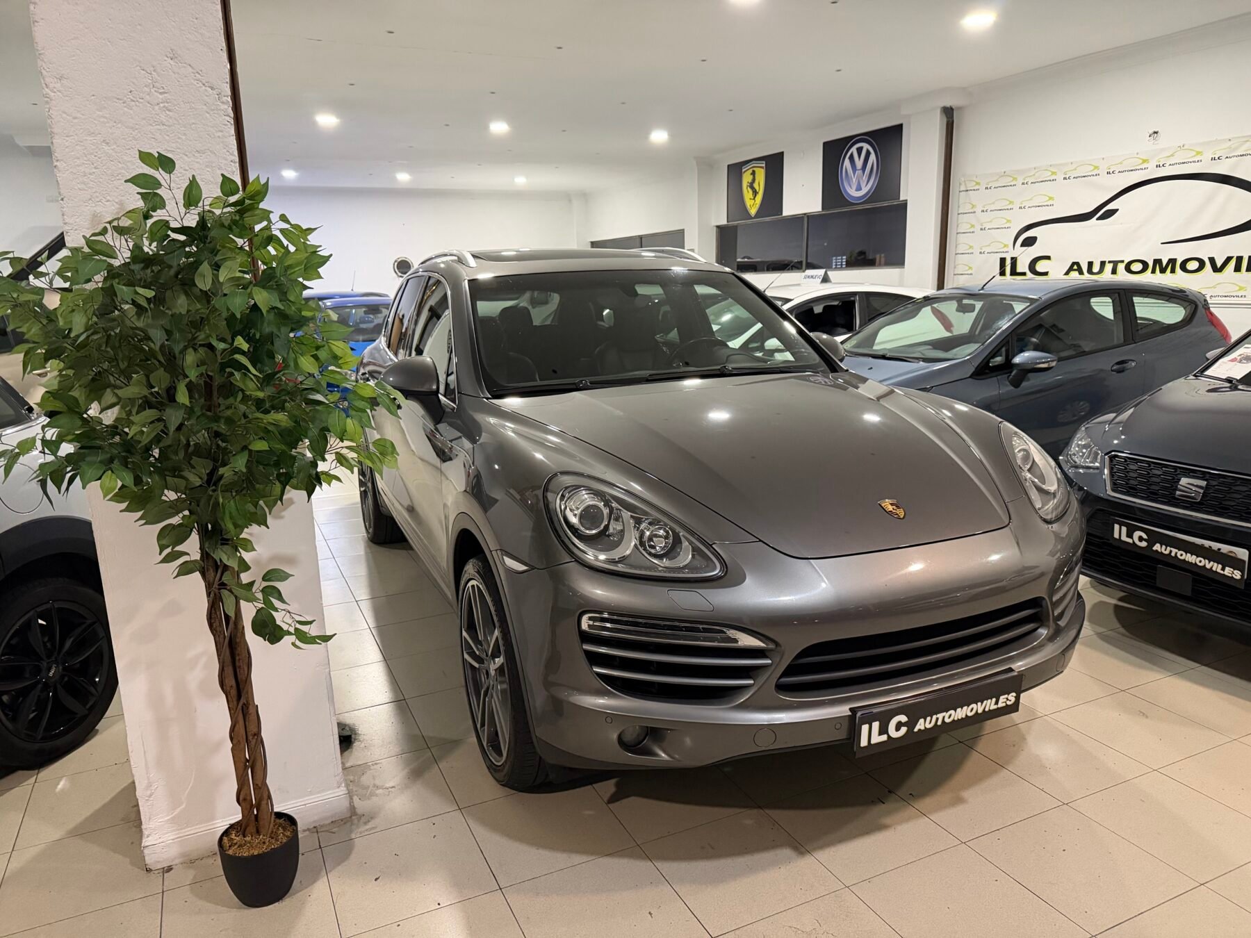 PORSCHE Cayenne 3.0
