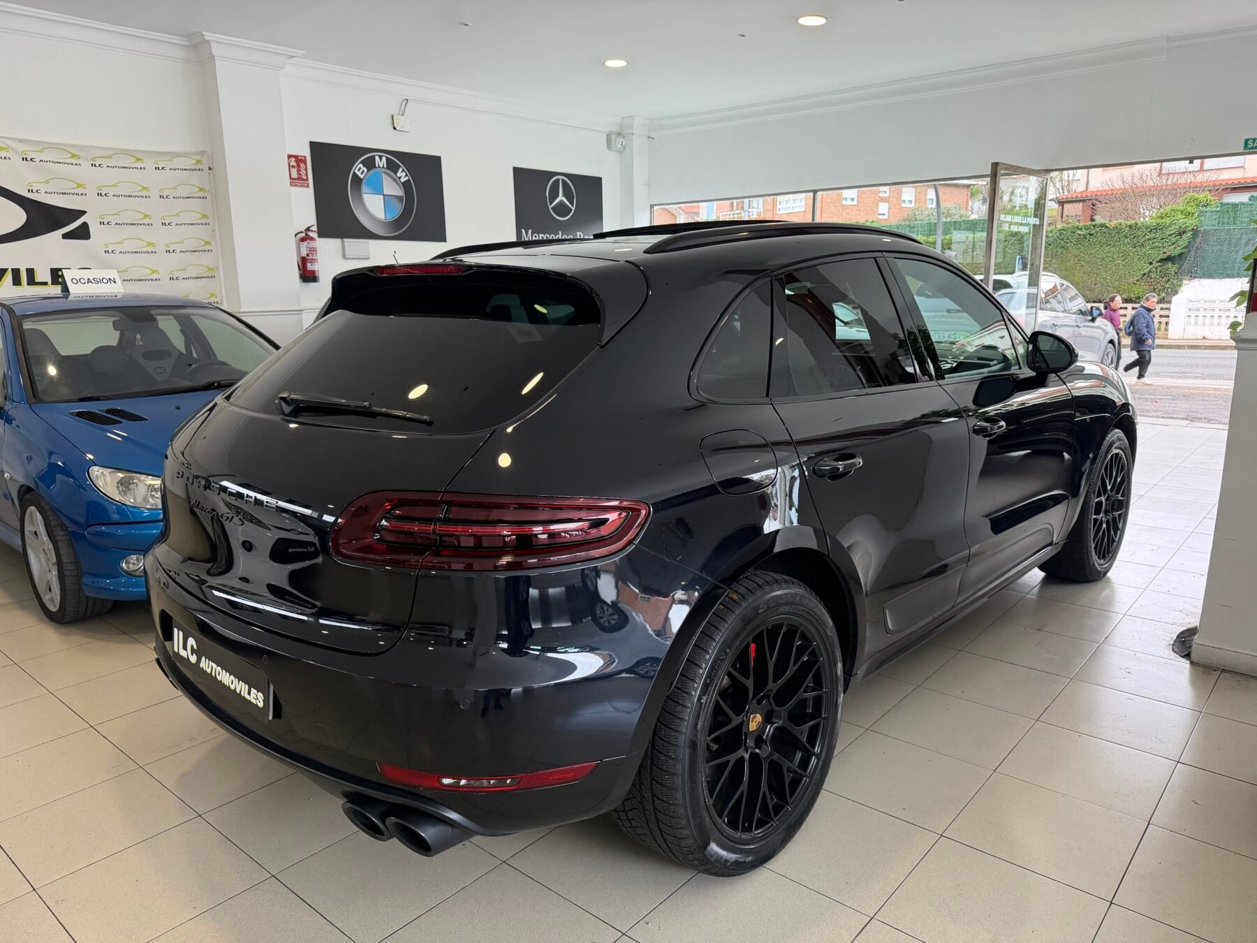 PORSCHE Macan GTS