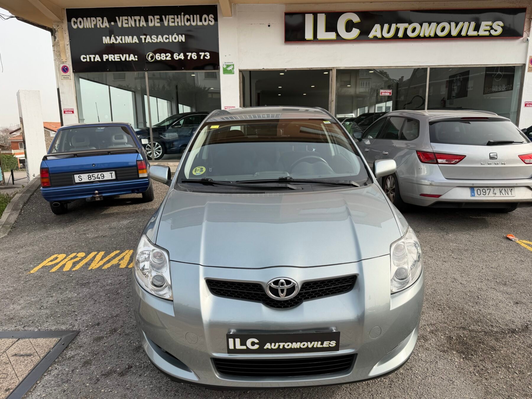 TOYOTA Auris 1.4d4-d