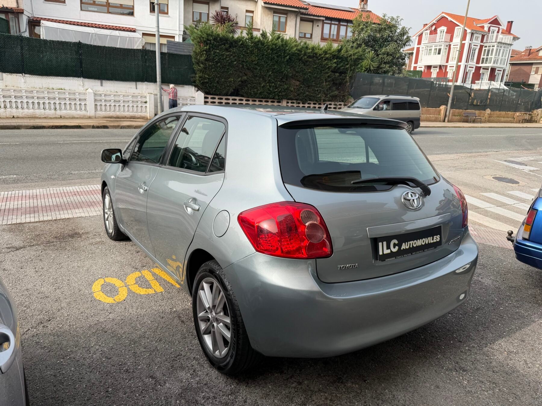 TOYOTA Auris 1.4d4-d