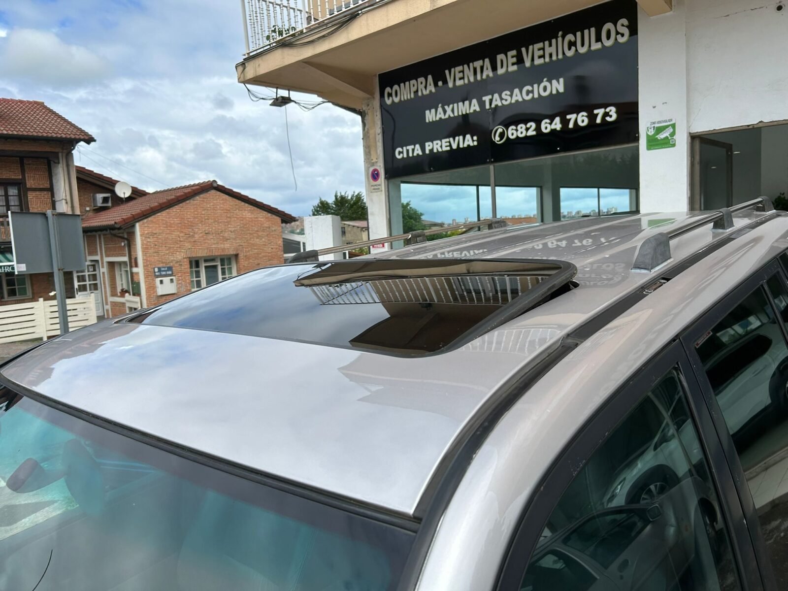 TOYOTA Landcruiser