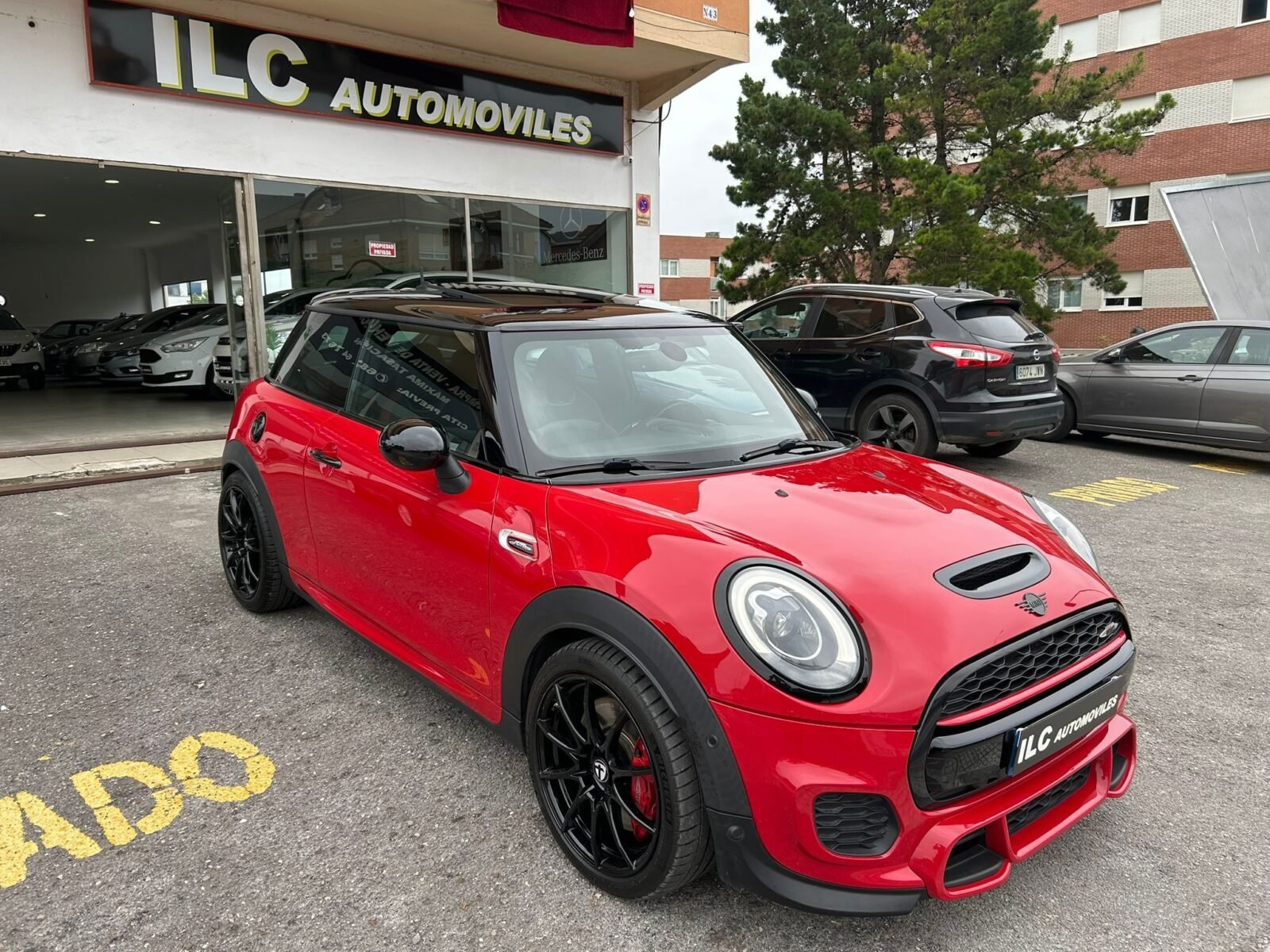 MINI One Jonh Cooper works