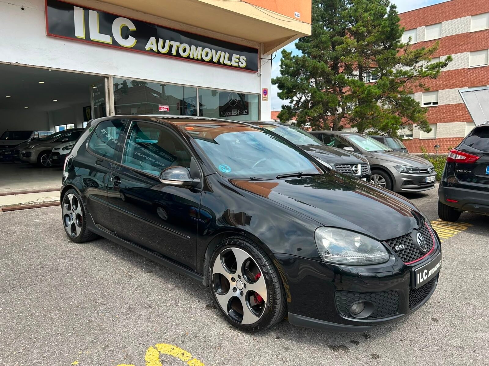 VOLKSWAGEN Golf Gti